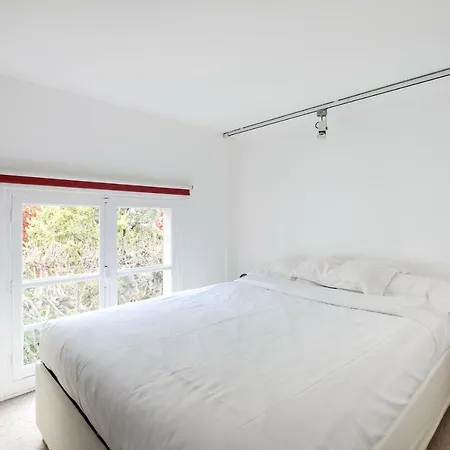 Unit 010 Cherche Midi 19 *
