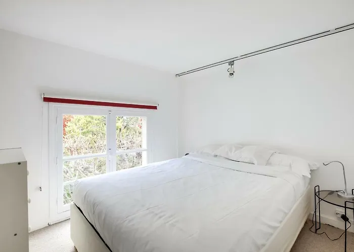 Unit 010 Cherche Midi 19 *