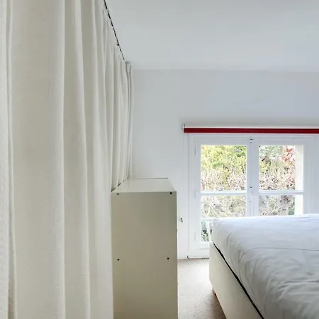 Apartment Unit 010 Cherche Midi 19 *